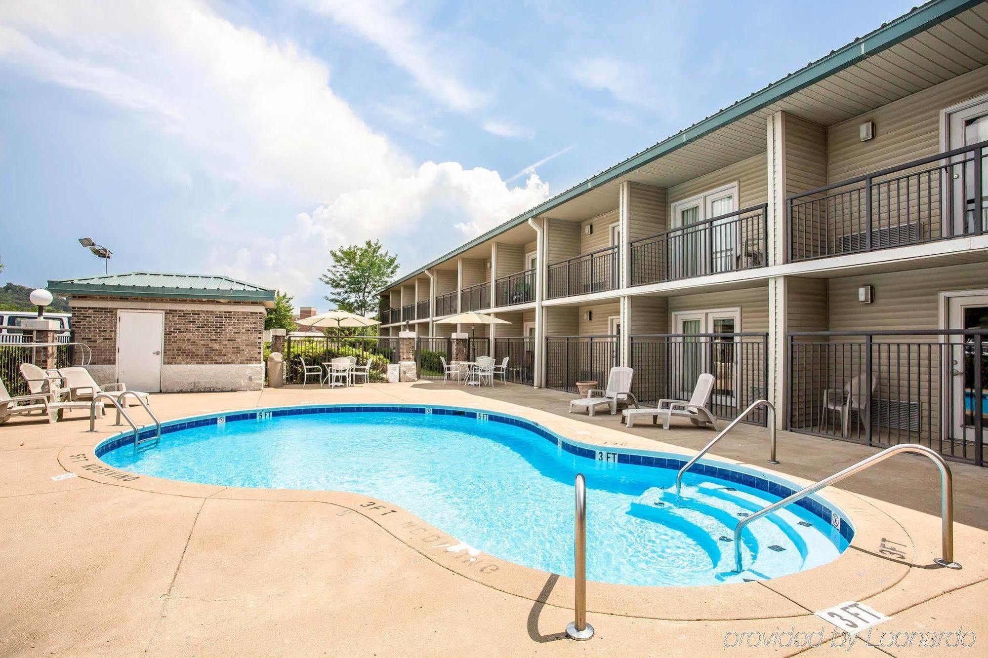 Rodeway Inn Chattanooga Bagian luar foto