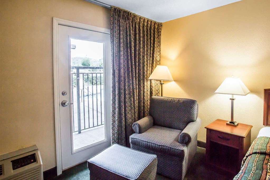 Rodeway Inn Chattanooga Ruang foto