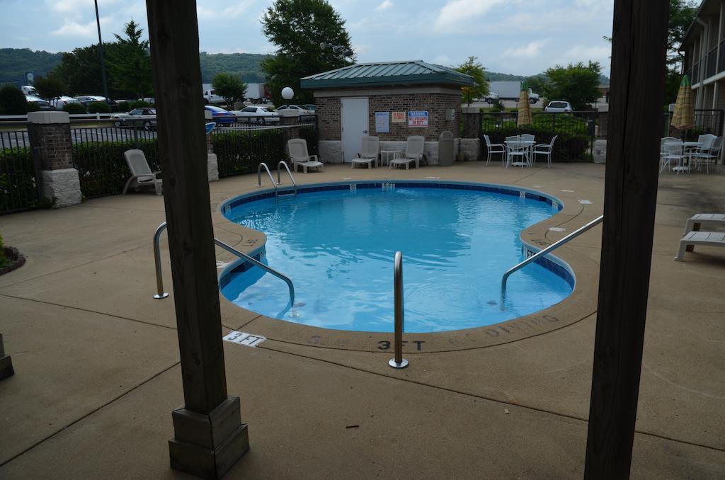 Rodeway Inn Chattanooga Bagian luar foto